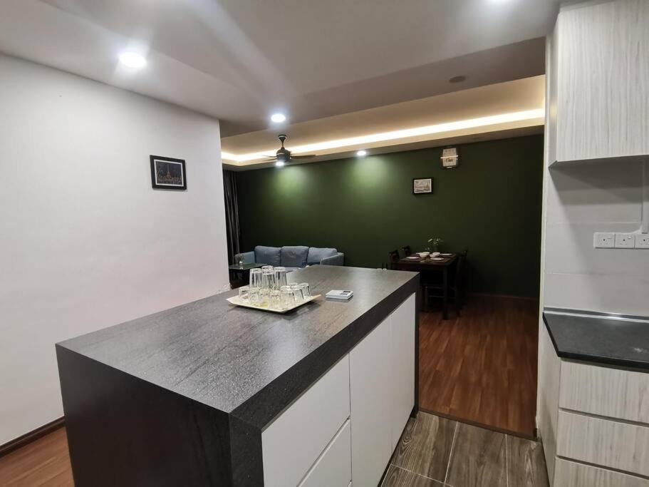 Teo Resident 2 Vivacity Jazz Suite 4 Kuching Zewnętrze zdjęcie